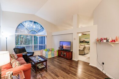 4900 Broadstone Cir, West Palm Beach, FL 33417 - photo 6