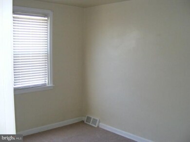 3549 Rhawn St, Philadelphia, PA 19136 - photo 7