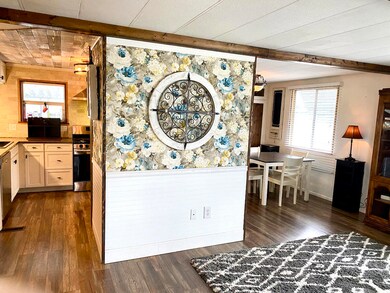 301 Freeman Rd unit 9, Central Point, OR 97502 - photo 3