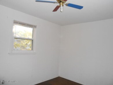1113 River St, Jacksonville, NC 28540 - photo 5