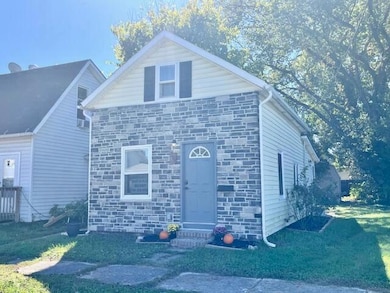 207 E Mill St, Circleville, OH 43113 - photo 2