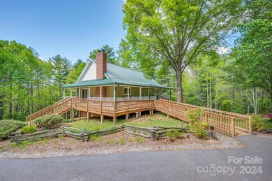 35 Aileen Dr, Hendersonville, NC 28792 - photo 3