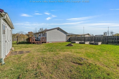 244 A Ivywood St, Eleanor, WV 25070 - photo 4