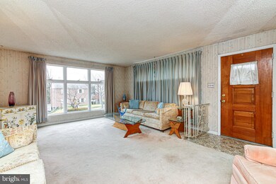 106 Greenbriar Ln, Havertown, PA 19083 - photo 6