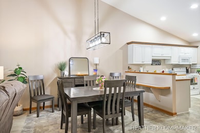 25-web-or-mls-8878-peninsula-ct