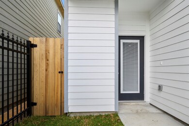 7817 Sealey St, Houston, TX 77088 - photo 2