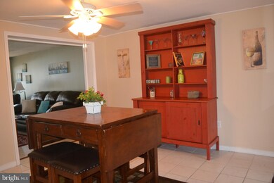 1322 Maple Ave, Elsmere, DE 19805 - photo 6