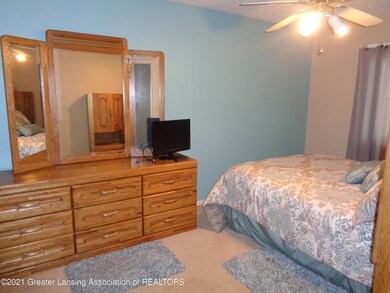 jolly master bedroom 2