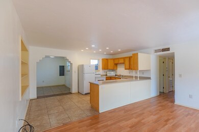 601 Mars Ave, Alamogordo, NM 88310 - photo 3