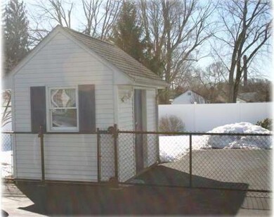 594 Bay St, Taunton, MA 02780 - photo 6