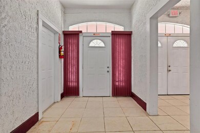 900 S Locust Ave, Sanford, FL 32771 - photo 5