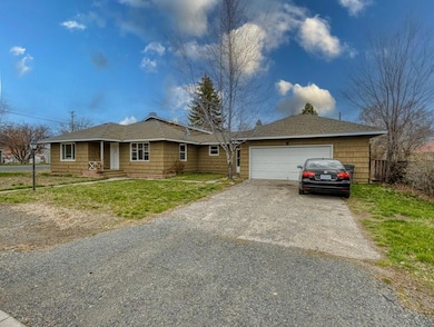 425 W 1st St, Merrill, OR 97633 - photo 2