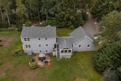 2 Goldstone Cir, MerriMacK, NH 03054 - photo 3