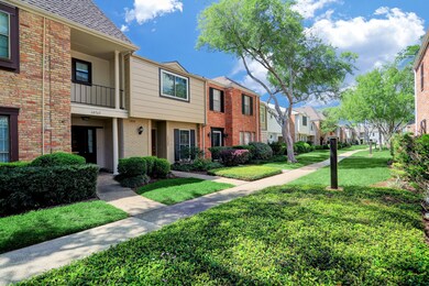 14565 Misty Meadow Ln, Houston, TX 77079 - photo 2