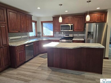 705 1st St N, Waterville, MN 56096 - photo 4