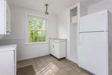 83 Edgeworth Ave_W5_011
