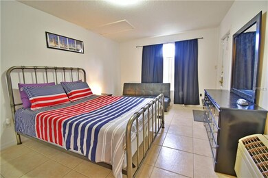 164 Orchid Dr, Davenport, FL 33897 - photo 2