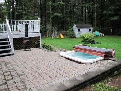 25 Knollwood Dr, Saratoga Springs, NY 12866 - photo 5