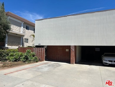 1412 Brockton Ave unit 4, Los Angeles, CA 90025 - photo 4