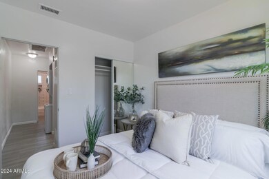 1649 E Oak St unit 10, Phoenix, AZ 85006 - photo 7