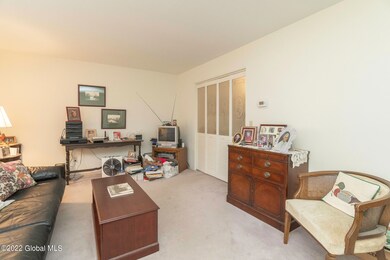 147B Hague-20