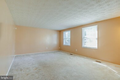 9118 Briarchip St, Laurel, MD 20708 - photo 5