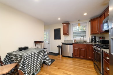4 Edward Cody Ln, South Weymouth, MA 02190 - photo 6