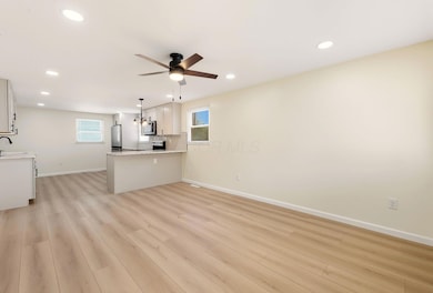 7-web-or-mls-3938-halsey-pl