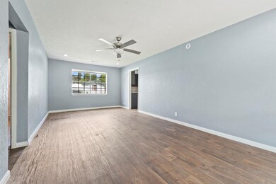 13641 Kaltenbrun Rd, Houston, TX 77086 - photo 4
