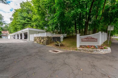 333 Palmer Hill Rd Unit 1B-large-003-030