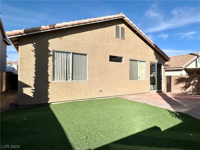 10135 Sparrow Ridge Ave, Las Vegas, NV 89117 - photo 3