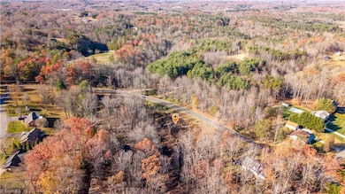 1805 Greenhill Rd, Mount Airy, NC 27030 - photo 3