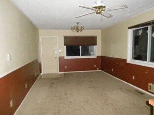 121 W 4th St, Sheridan, WY 82801 - photo 3