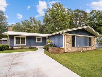 106 Brookdale Plaza, Jacksonville, NC 28546 - photo 3