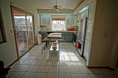 4080 Aviation Way, Rosamond, CA 93560 - photo 5