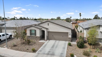 01-1924 S 82nd Cir