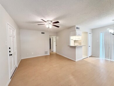 3902 Mandell St unit 2, Houston, TX 77006 - photo 2