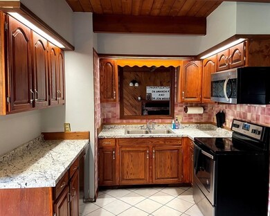 1232 Dunhamtown Brimfield Rd, Brimfield, MA 01010 - photo 6