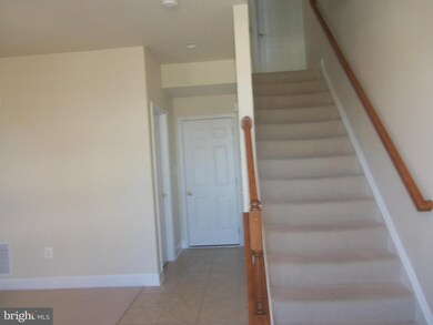 784 Raven Ave, Gaithersburg, MD 20877 - photo 5