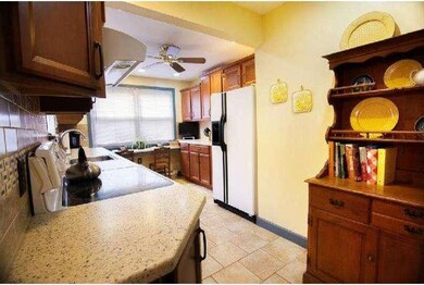 973 Wayfield Dr, Norristown, PA 19403 - photo 7