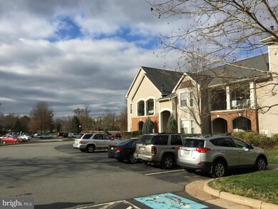 46602 Ellicott Square unit 202, Sterling, VA 20165 - photo 2