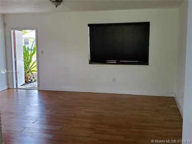 2420 Kingston Dr, Miramar, FL 33023 - photo 2