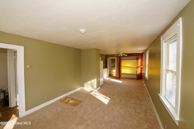 1 Apt down 2