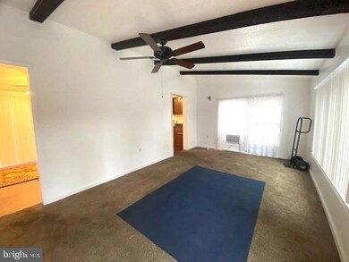 21 Acorn Ln, Boyertown, PA 19512 - photo 5