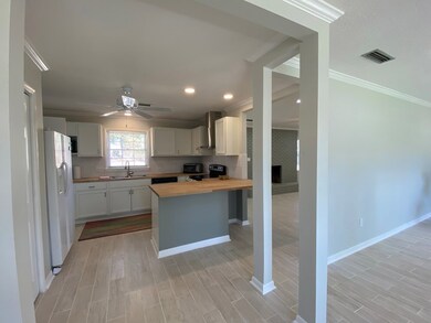 Open family room/kitchen