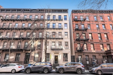 356 W 48th St unit 2C, New York, NY 10036 - photo 2