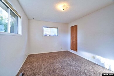 914 Espana Ave N, Keizer, OR 97303 - photo 7
