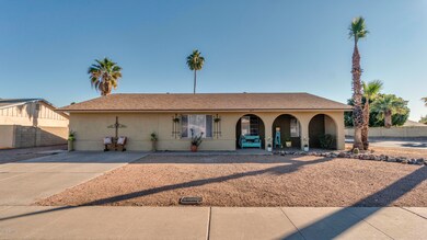 4623 S Hazelton Ln-2