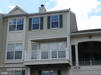 9238 Cardinal Forest Ln unit 301, Lorton, VA 22079 - photo 3