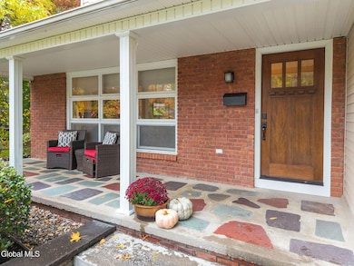 2505 Whamer Ln, Schenectady, NY 12309 - photo 4